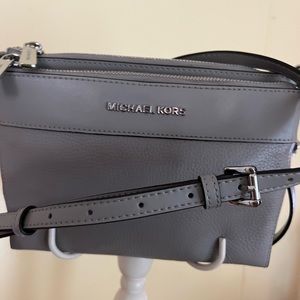 Michael Kors Kenly Crossbody in Pearl Gray, NWOT